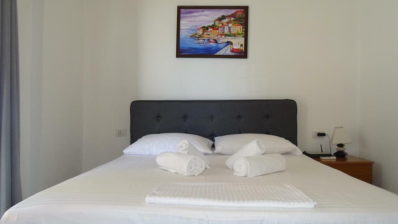 Appartamenti Vista Mare Saranda Екстериор снимка